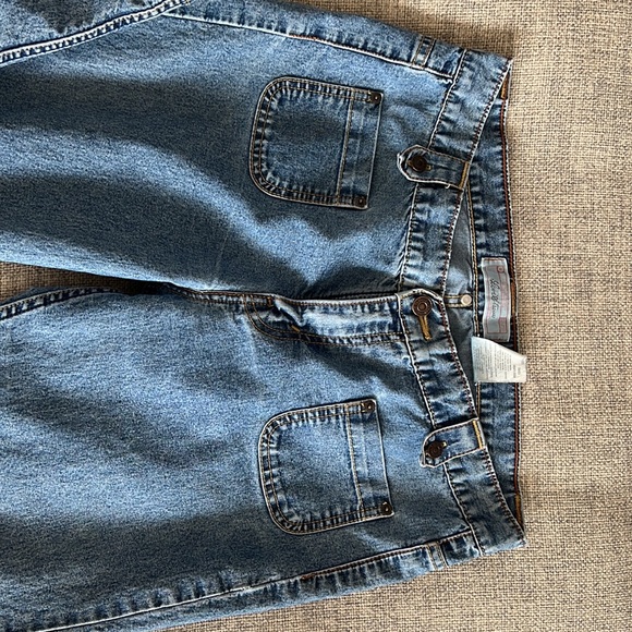 Vintage Low-Rise Levi’s - Picture 2 of 7